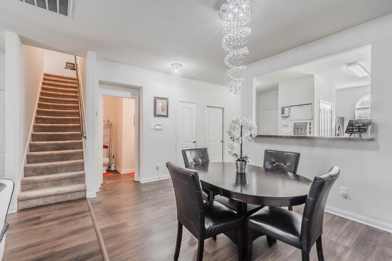 Luxury 5Br Dallas Retreat With Business Amenities - Perfect For Business Travelers, Families & Groups Eksteriør billede