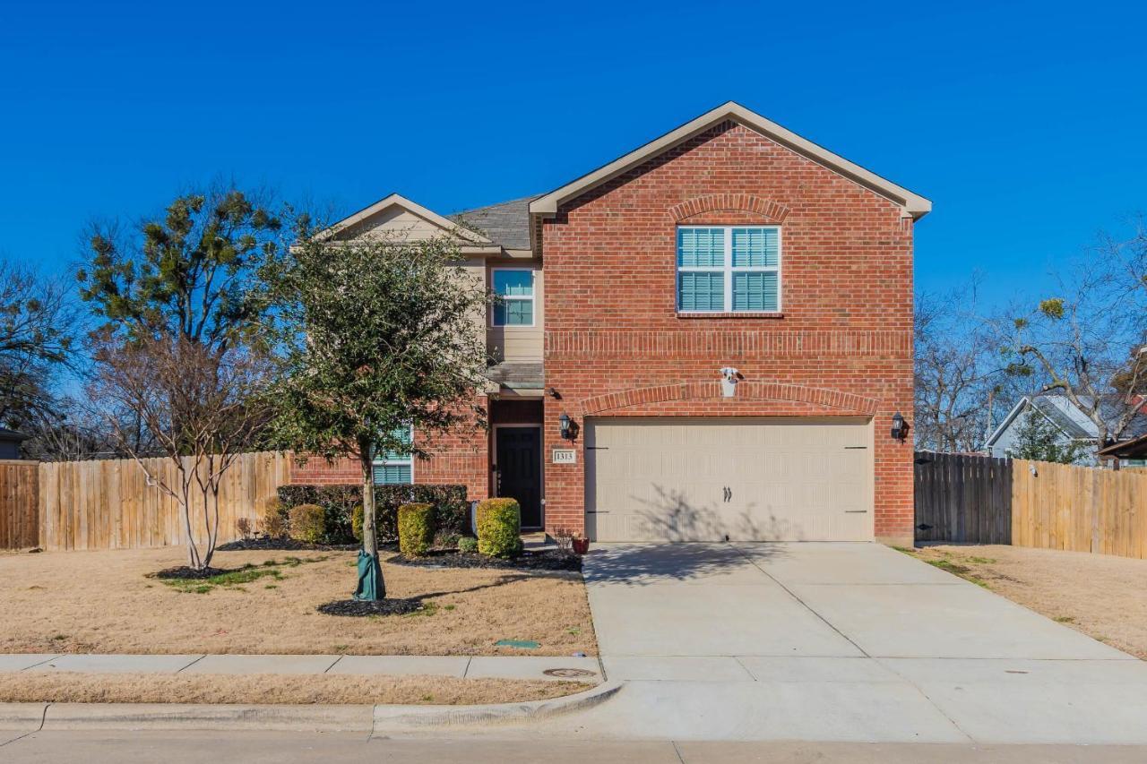 Luxury 5Br Dallas Retreat With Business Amenities - Perfect For Business Travelers, Families & Groups Eksteriør billede