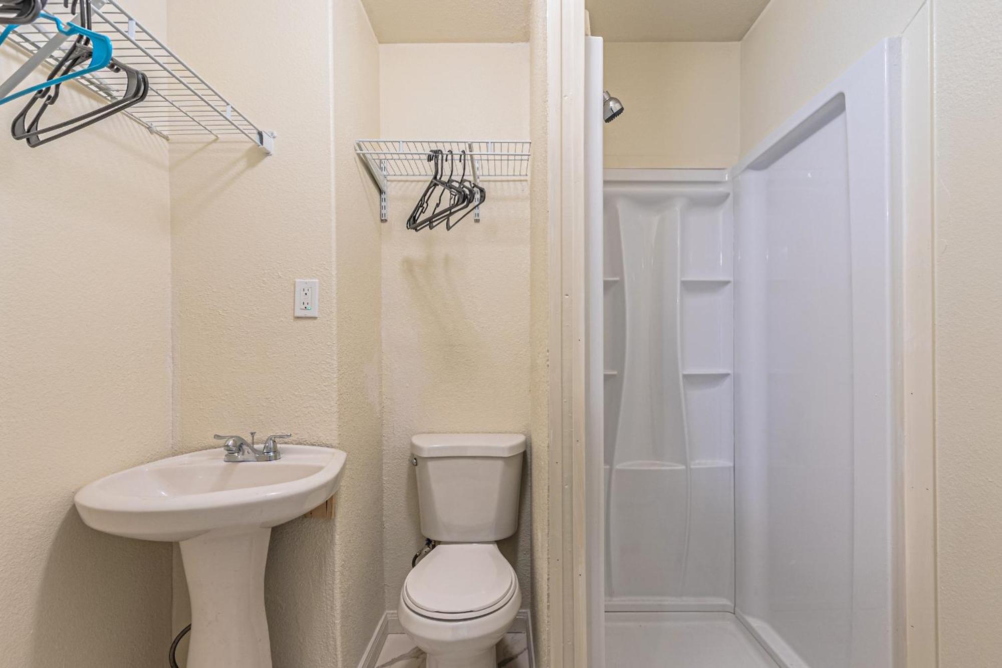 Luxury 5Br Dallas Retreat With Business Amenities - Perfect For Business Travelers, Families & Groups Eksteriør billede