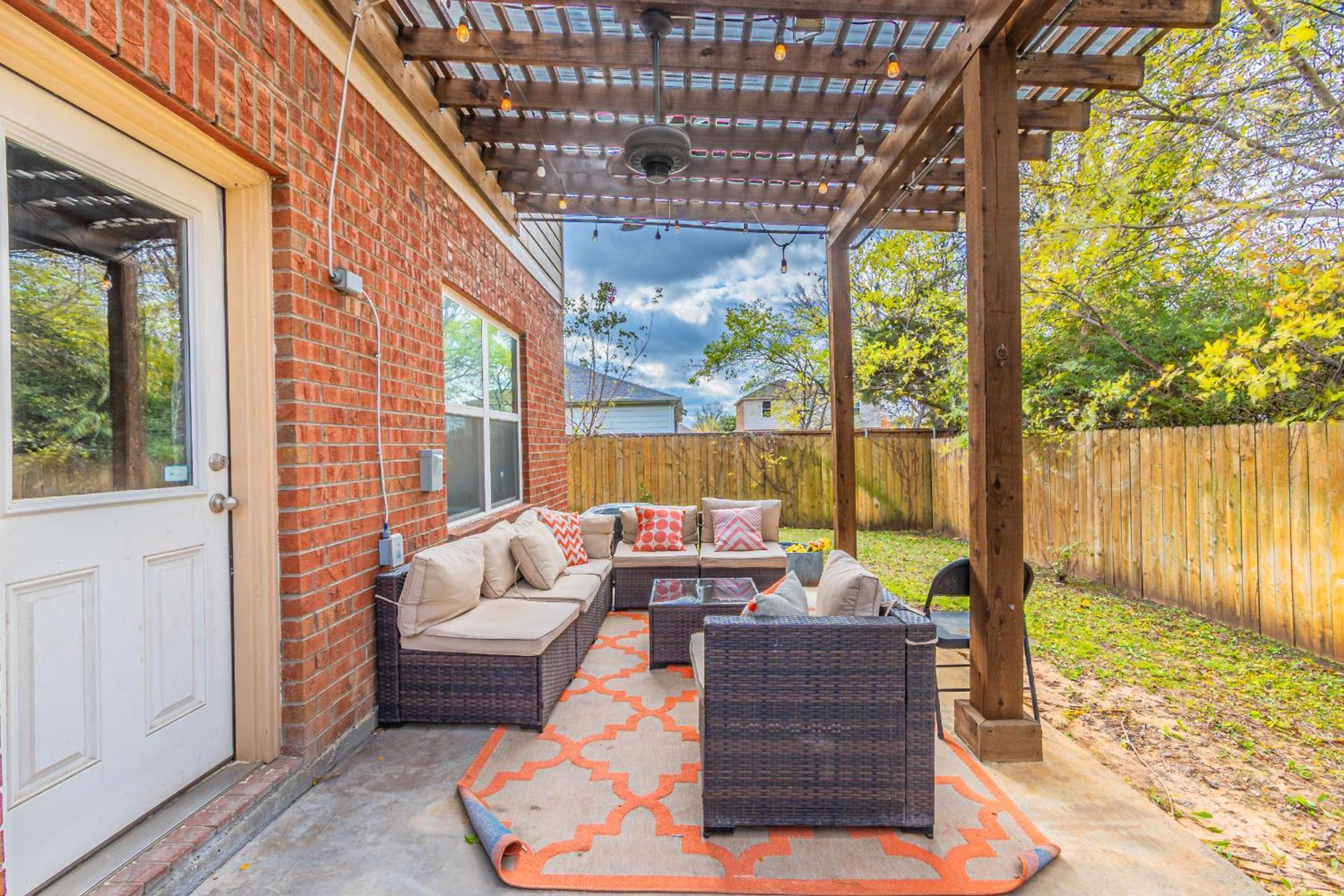 Luxury 5Br Dallas Retreat With Business Amenities - Perfect For Business Travelers, Families & Groups Eksteriør billede